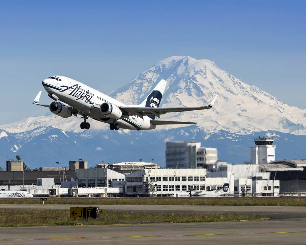 Alaska jet takes off from SEATAC. Image courtesy of Port of SeaTac